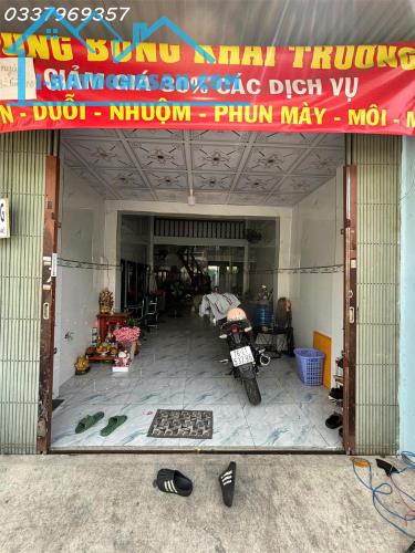 CHÍNH CHỦ CẦN SANG TIỆM TÓC- Địa chỉ: A173 Đông Hưng Thuận 27 quận 12, TPHCM