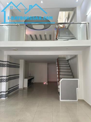 Bán nhà mặt tiền Núi Thành, gần Phan Đăng Lưu, DT 62m2 ngang 4,7m giá 8,5