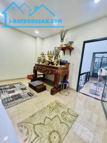 Bán nhà phường 12 Tân Bình, hẻm Đồng Đen, 60M2, 5 Tầng, 6,6 tỷ, gần Bàu Cát - 1