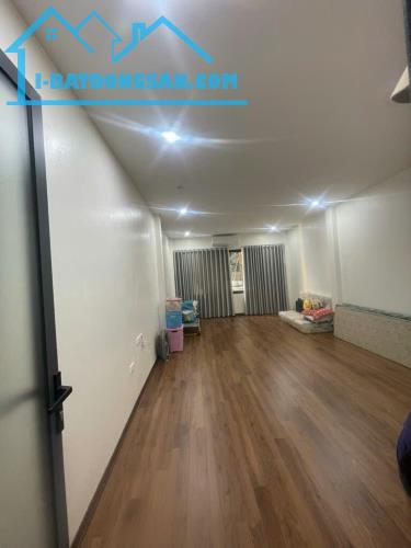Nhà Ba Đình 45m2, kiên cố chắc chắn 6 tầng thang máy - Cách ô tô 40M.