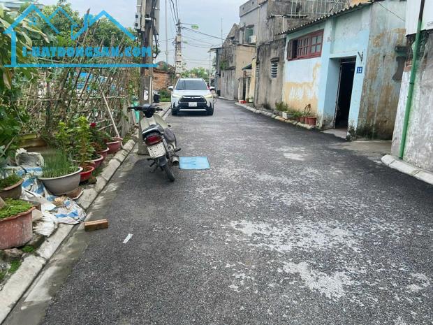 Chính chủ bán 61m2 Đất Kiêu Kỵ ô tô tránh. Lh: 0565732666