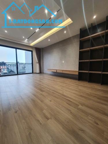 Nhà Đàm Quang Trung, Hàng Xóm Aeon Long Biên 40m2 6T Gara Thang Máy 9.x Tỷ - 4