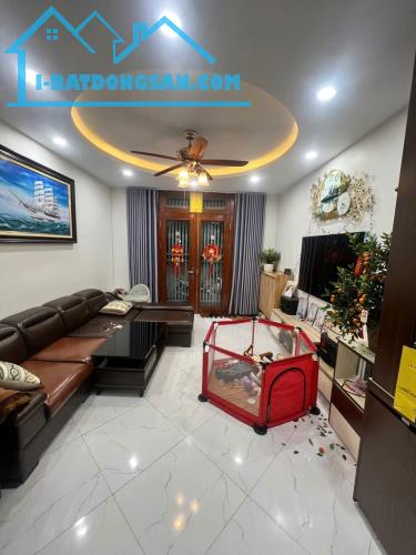Chủ Nhà Cần Tiền Nên Cần Bán Gấp CănNhà FullNT Xịn Xò Ở Yên Xá.Giá 5.98Tỷ CóTL - 1