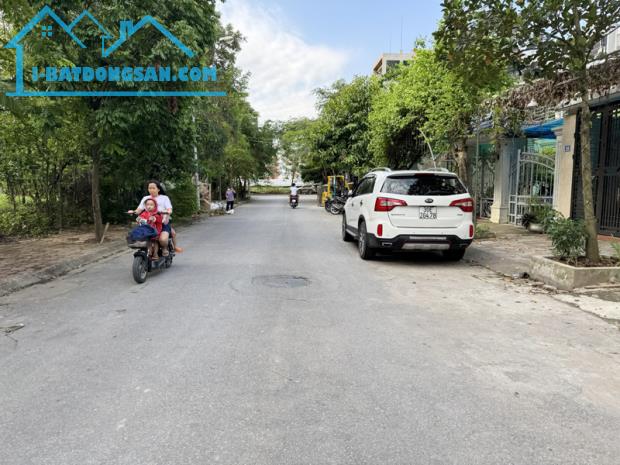 Cần bán 100m2 nhà thô 4,5 tầng tại KĐT 31ha Trâu Quỳ, Gia Lâm. Thiết kế đầy đủ công năng, - 1