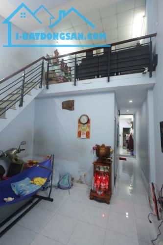 Hàng Thơm nhà Liên khu 4-5 gần chợ Bình Thành HXH 52m2,2 Tầng Nhỉnh 3 tỷ - 1