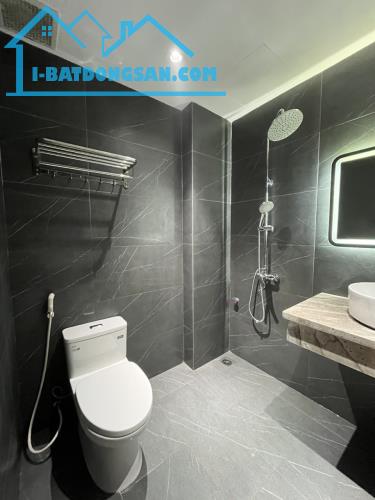 VIP! Mặt Phố Nguyễn Văn Cừ,Vị Trí Đẹp Cho Thuê 500 Triệu/năm, 115M2, 5 Tâng, Gía 30  tỷ. - 3