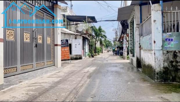 bán gấp nhà đẹp, khu dân cư hữu, bên hông quân đội đường võ văn vân ấp 1 - 1