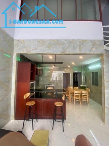 🔥SIÊU HIẾM! NHÀ TRUNG TÂM QUẬN 9 - NHỈNH 4 TỶ