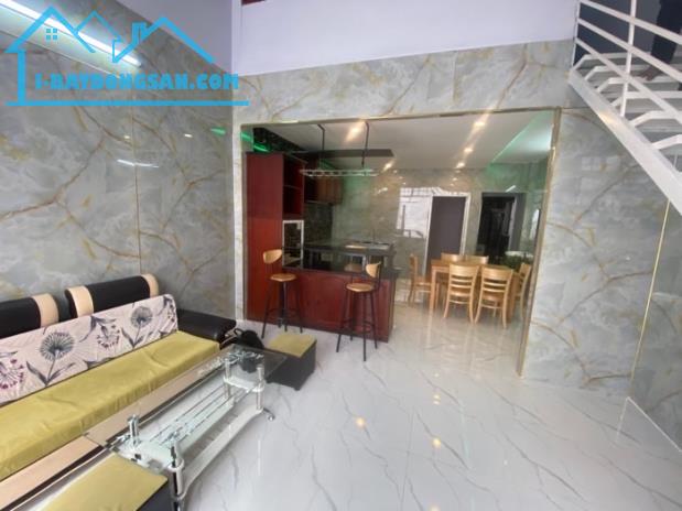 🔥SIÊU HIẾM! NHÀ TRUNG TÂM QUẬN 9 - NHỈNH 4 TỶ - 1