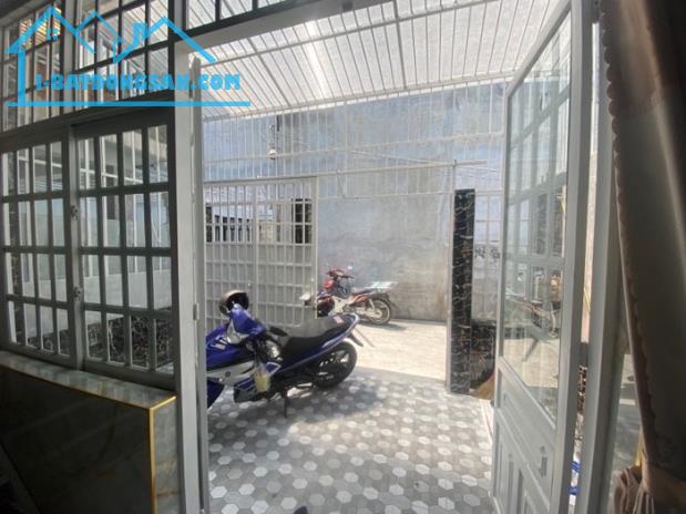 🔥SIÊU HIẾM! NHÀ TRUNG TÂM QUẬN 9 - NHỈNH 4 TỶ - 5