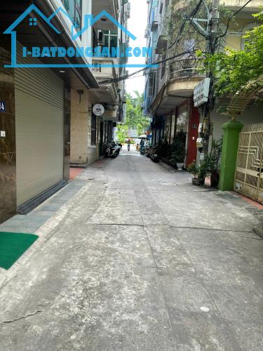Chính chủ cho thuê nhà riêng ngõ 445 Hoàng Quốc Viêt ( ngay sau dãy nhà mặt đường)