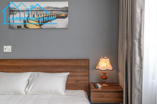 *Bán nhà đường Trần Hữu Trang, Q.Hải Châu, dt 171m2 (9.5x18), 3 tầng, giá 12 Tỷ