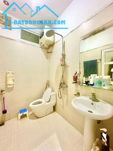 Cần bán gấp nhà khu Nguyễn Khang – Cầu Giấy, giá siêu tốt, giảm ngay 400 triệu, chỉ còn 7 - 5
