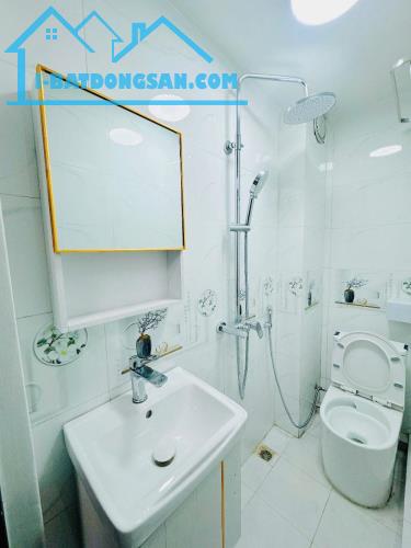 bán nhà ngõ phố đặng tiến đông cách 1 nhà ra phố mặt hồ - 3