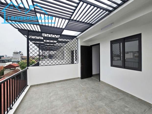 TRUNG TÂM THANH TRÌ 70M2 5 TẦNG 11 TỶ - 2