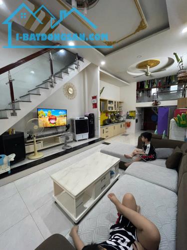 Bán nhà 1T1L cực đẹp, HXH Đình Phong Phú, 70m2, giảm 100tr, chỉ 4,7 tỷ TL - 2