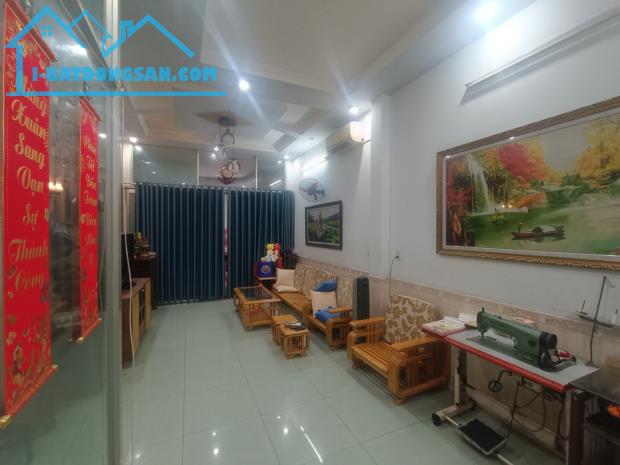 NHÀ MẶT TIỀN CHỢ TAM HÀ, 3 TẦNG 84M2, ĐƯỜNG SỐ 6, LINH ĐÔNG, 12 Tỷ. - 3