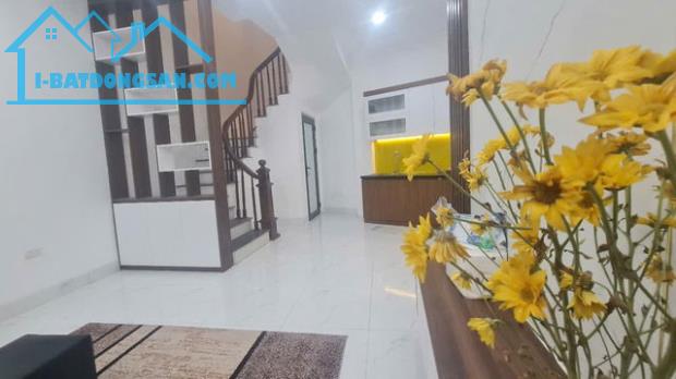 PHỐ VIP - GIÁ ĐẦU TƯ - LÔ GÓC - BÁN NHÀ TRẦN KHÁT TRÂN - 41M2 - 5,8tỷ - 1