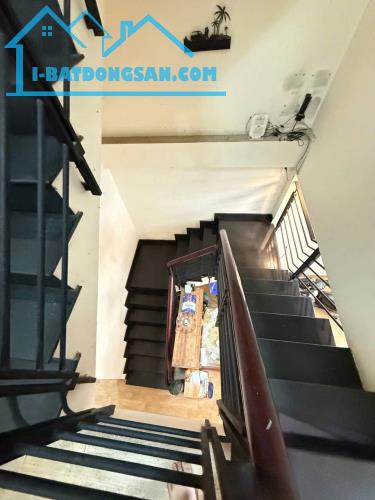 Tọa lạc Trường Chinh, Phường 14, Quận Tân Bình, 56m2, 4 tầng, giá 8.5 Tỷ (TL). - 1