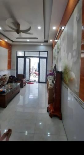 Bán nhà phố  Năm châu P.11 Q.Tân Bình giá ngộp  chỉ 2,8 tỷ cơ hội sinh lời - 1