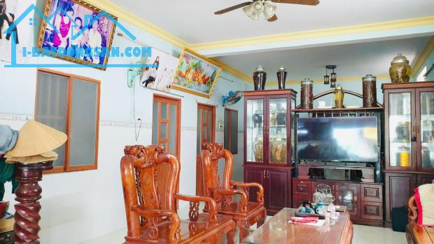 🏠Bán Nhà DT 240m2 Mặt Tiền Kinh Doanh Gần Cty Chang Shin Xã Thạnh Phú Chỉ 6,8 Tỷ - 3