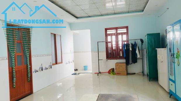 🏠Bán Nhà DT 240m2 Mặt Tiền Kinh Doanh Gần Cty Chang Shin Xã Thạnh Phú Chỉ 6,8 Tỷ