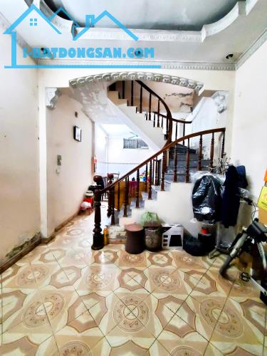 Bán nhà Bùi Xương Trạch, Thanh Xuân, 31m2, 4T, 4N, 20m ra ôtô tránh, ngõ thông, giá hợp lý - 1