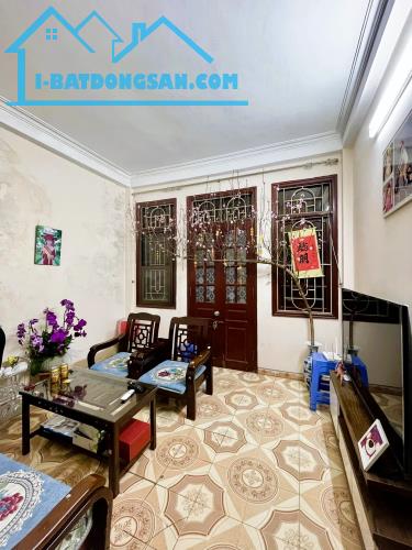 Bán nhà Bùi Xương Trạch, Thanh Xuân, 31m2, 4T, 4N, 20m ra ôtô tránh, ngõ thông, giá hợp lý - 2