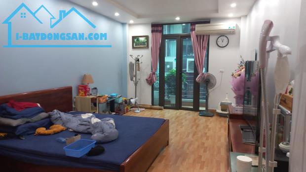 Bán nhà Lê Trọng Tấn, Thanh Xuân. DT: 43m. MT: 6m. Giá: 11 tỷ 5. Ngõ phân lô oto - 1