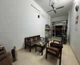 Cần bán gấp lắm rồi, nhà phố Gia Quất, Thượng Thanh, 41m, 4 tầng, giá chưa đến 6 tỷ.  ĐƯỜN
