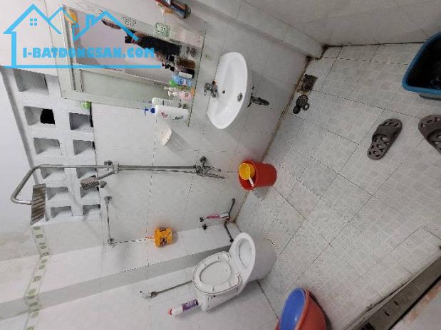 BÁN NHÀ PHƯỜNG ĐAKAO QUẬN 1 - HẺM 4m SÁT MT PHAN NGỮ - 7x11 ~ 78m2 👉 16Tỷ ( GẤP BÁN ) - 2