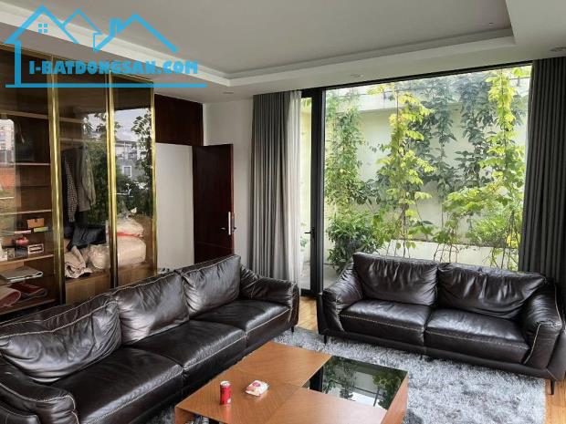 Biệt thự Ba Đình - ô tô vào nhà - 100m nhỉnh 27 tỷ - 0793173113 - 1