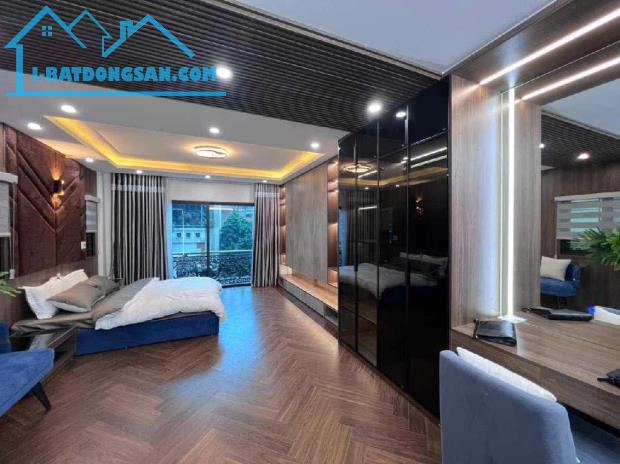 Biệt thự Ba Đình - ô tô vào nhà - 100m nhỉnh 27 tỷ - 0793173113 - 3