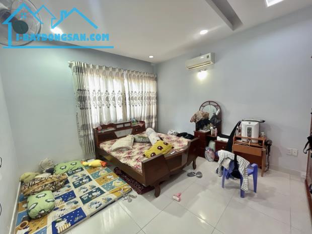 Bán nhà quận 6 - Hẻm xe hơi ngủ nhà 4 tầng - Tiện kinh doanh đủ ngành nghề  9.5 T - 4