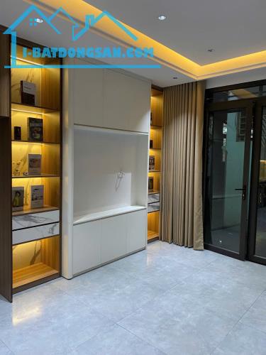 Cần Bán Gấp Nhà Mới Full NT Ở Ngô Thì Sỹ,Ngõ Thông,Ô Tô Đỗ Gần.Gía 8.3Tỷ CóTL