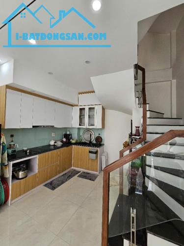 Bán nhà phố Vũ Xuân Thiều, Long Biên, ngõ thông, ô tô, 63m 5 tầng nhỉnh 9 tỷ - 2