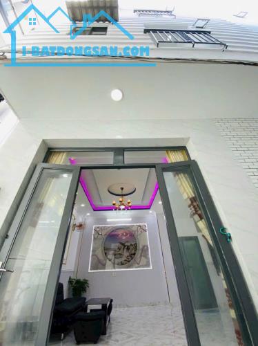 Nhà đẹp, rộng rãi Đào Tông Nguyên - DT: 6m x 6m - Giá: 2 Tỷ 290 triệu