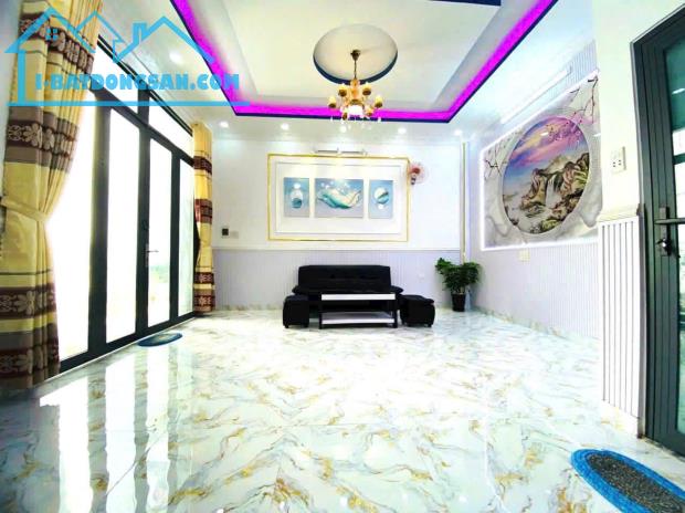 Nhà đẹp, rộng rãi Đào Tông Nguyên - DT: 6m x 6m - Giá: 2 Tỷ 290 triệu - 3
