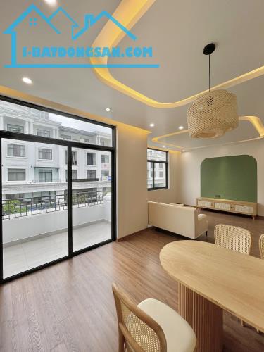 Cho thuê căn hộ cao cấp Vinhomes Marina, 2 p.ngủ (80m2).