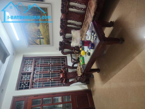 Cần bán nhà 40m2 ngõ 409 An Dương Vương Quận Tây Hồ - 1