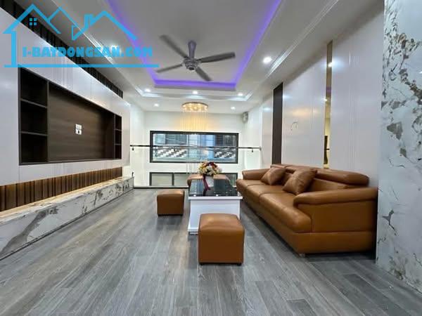 KINH DOANH VĂN PHÒNG, TỔNG CỤC 5 BỘ CÔNG AN, YÊN XÁ, TÂN TRIỀU, 100M2, 19.8 TỶ, THANG MÁY