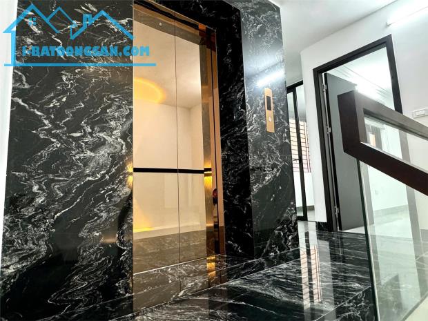 BÁN NHÀ 8 TẦNG, 100M2, NGỌC LÂM - LONG BIÊN - GIÁ 35.7 TỶ - VỊ TRÍ VÀNG, SỔ ĐỎ CHÍNH CHỦ