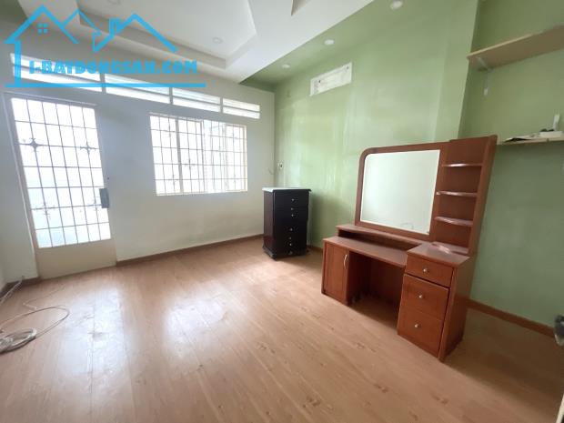 HXH GIÁ HẠT DẺ TT QUẬN 3, SỔ ĐẸP NỞ HẬU - NHÀ ĐÚC BTCT VỮNG CHẮC 42M² (4x10) - 3