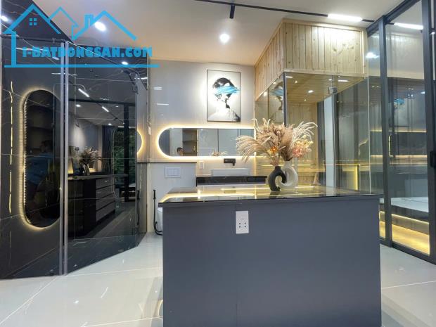 Bán gấp nhà mới, đẹp hiện đại Cư xá Phú Bình - Lạc Long Quân, Q.11 - 1