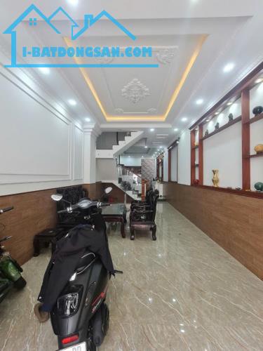 🔥CHỦ XOẮN BÁN GẤP HẺM XE HƠI - 4 TẦNG - 64M2 - DƯƠNG ĐỨC HIỀN - TÂN PHÚ - GIÁ 8TỶ8 TL - 1