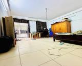 Bán nhà Xã Đàn, quận Đống Đa, 36m2, ngang 4m, ô tô, vỉa hè, kd, hơn 8 tỷ CTL