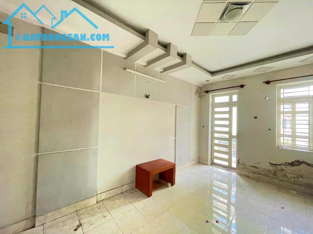 Bán nhà CMT8 P4 Tân Bình 46m2, HXH, 3 tầng, giá chỉ 5,4 tỷ TL - 3
