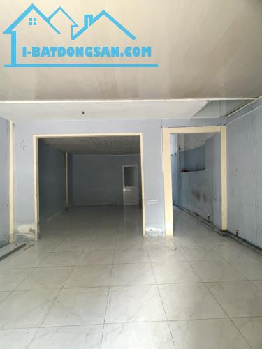 Cho thuê nhà mặt tiền Đào Cam Mộc P4Q8 - Giá 14 triệu 500 - 4