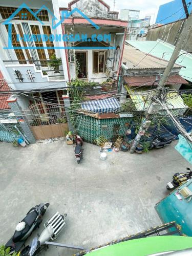 BÁN NHÀ QUẬN 6 MỚI XÂY Ở NGAY - TRƯỚC NHÀ 5M THÔNG THOÁNG - GẦN CHỢ PHÚ LÂM - 1