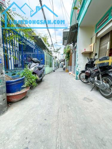 BÁN NHÀ QUẬN 6 MỚI XÂY Ở NGAY - TRƯỚC NHÀ 5M THÔNG THOÁNG - GẦN CHỢ PHÚ LÂM